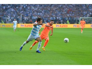 Adana Demirspor'u penaltılarla geçen Multigroup Alanyaspor Süper Lig'de