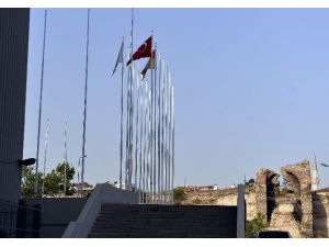 Abdi İpekçi’de Fener Bayrağı Asılmadı