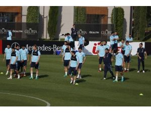 A Milli Futbol Takımı Slovenya Maçı Hazırlıklarını Sürdürdü