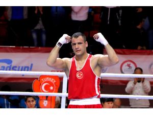 Milli boksör Seyda Keser çeyrek finalde