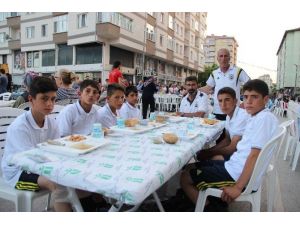 Es Ağrılılar Derneği Patnoslu Öğrencileri Ağırladı