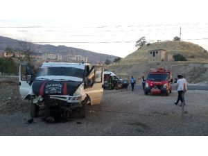 Malatya’da İftar Vaktinde Trafik Kazası: 4 Yaralı