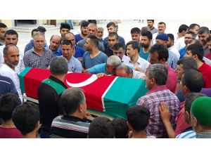 Taksi Şoförü Mustafa Bıyıklı son yolculuğuna uğurlandı