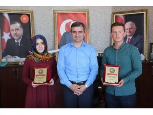 Başkan Yemenici’den sporda ve sosyal anlamda başarılılara ödül