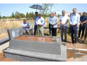 Tahir Elçi mezarı başında anıldı
