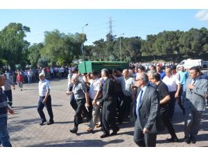 Genel Müdür Özhan için İSDEMİR'de cenaze töreni düzenlendi