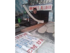 Şanlıurfalı lavaş ekmeğine sahip çıkıyor