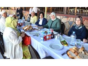 Başbakan Binali Yıldırım’ın Eşi Semiha Yıldırım Erzincan’da