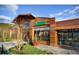 Türkiye’nin en büyük ‘Bahçe Market’i Alibeyköy’de