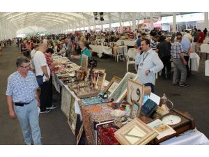 Bursa’da tarih bu pazarda satılıyor