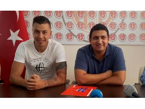 Antalyaspor, Emre Güral ile anlaştı