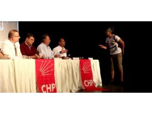 CHP’nin toplantısını "alkolik" kadın bastı