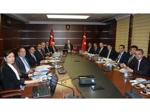Trabzon Valisi Yücel Yavuz OHAL kararlarıyla ilgili toplantılar yaptı