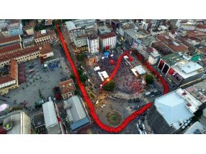 Samsun’da bin 919 metrelik Türk bayraklı demokrasi yürüyüşü