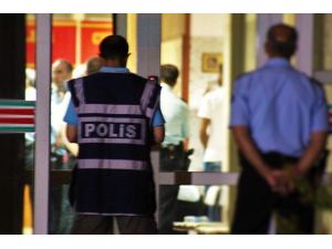 Aydın’da 15 polis memuru tutuklandı