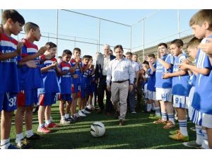 Adana, Sarıçam'da çocuklar ve gençler spora doyacak