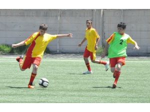 Yeni Malatyaspor alt yapısında U19 ve U20 kategorilerinde çalışmalara başlandı