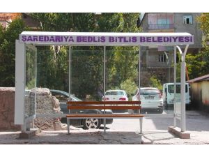 Bitlis’in ilk modern otobüs durakları hizmete açıldı