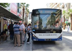 Denizli’de ’demokrasi nöbeti’ için otobüsler akşamları ücretsiz
