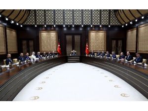 Cumhurbaşkanı Erdoğan Meclis Başkanı Kahraman ve Başkanlık Divanını kabul etti