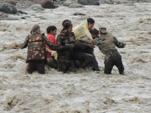 Hindistan ve Bangladeş’te şiddetli yağış: 31 ölü