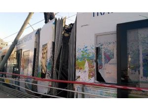 Kabataş- Bağcılar seferini yapan tramvay kaza yaptı : 3 yaralı