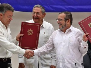Kolombiya'da 52 yıllık savaş sona erdi
