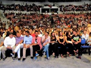Dünyaca ünlü yıldız Lara Fabian konserine Çeşme’de büyük ilgi