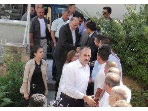 Ak Parti Genel Sekreteri Abdulhamit Gül’den CHP’ye geçmiş olsun ziyareti