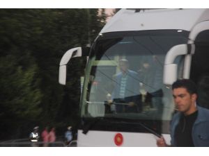 Cumhurbaşkanı Erdoğan, bombalı terör saldırısında yaralananları ziyaret etti