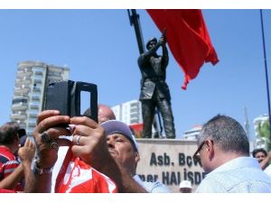 Mersin’de Ömer Halisdemir’in anıt heykeli açıldı