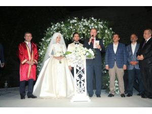 Yasin Darbaz ve Kübra Kurt hayatlarını birleştirdi