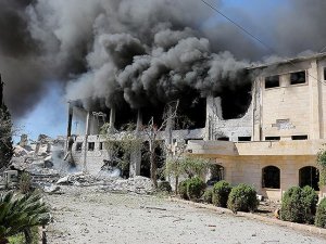 Halep'te Rejim ve Rus uçaklarının hava saldırısında ölü sayısı 85'e yükseldi