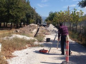 Akhisar’ın Atatürk Mahallesine ek kanalizasyon hattı yapılıyor