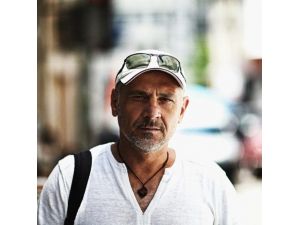 İzmirli fotoğraf sanatçısı, Konak Saat Kulesi’ni ölümsüzleştirdi