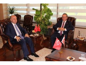 KKTC’li Bakan Ataoğlu: “Yavru vatanın darbe girişimine karşı yaptığı hareket umarım birilerine ders olur”