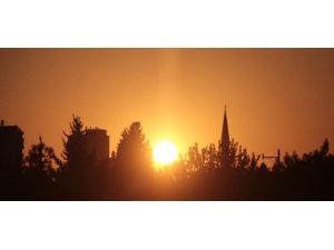 Adana’da kartpostallık gün batımı