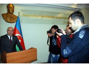 Azerbaycan Kars Başkonsolosluğu bağımsızlığın 25. yılını kutladı