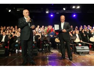 Serbülent Yasun, Yenimahalle’de 50’inci sanat yılını kutladı