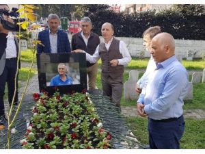 Başkan Muharrem Usta, Kadir Özcan’ın mezarını ziyaret etti