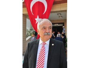 Adana ESOB Başkanı Nihat Sözütek’ten esnafa, ’bayrak asın’ çağrısı