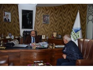 MHP’den Kartepe Belediye Başkanı Üzülmez’e ziyaret