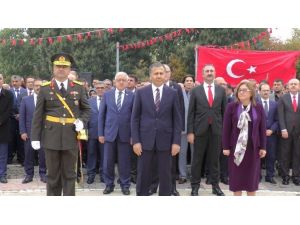 Gaziantep’te Cumhuriyetin 93’ncü yıl dönümü törenle kutlandı