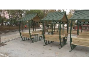 Akşemsettin Parkı yeni yüzüyle hizmet verecek