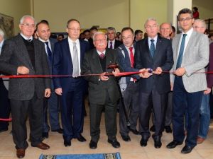 ESOGÜ’de Prof. Dr. M. Rifat Bozkurt Mineraloji Müzesi açıldı