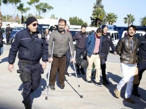Antalya’da PKK şüphelisi 19 kişi adliyede