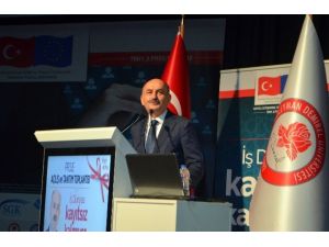 Bakan Müezzinoğlu: "1 puanlık kayıtlı istihdamın devlete katkısı 2 milyar lira"