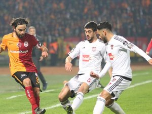 Galatasaray ile Gaziantepspor 61. randevuda