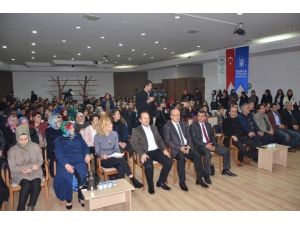 Darbe gecesi bildiri okuyan TRT spikeri, Bursa’da diksiyon dersi verdi