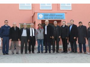 Akhisarlı Şehit Serdar Denizer anıldı